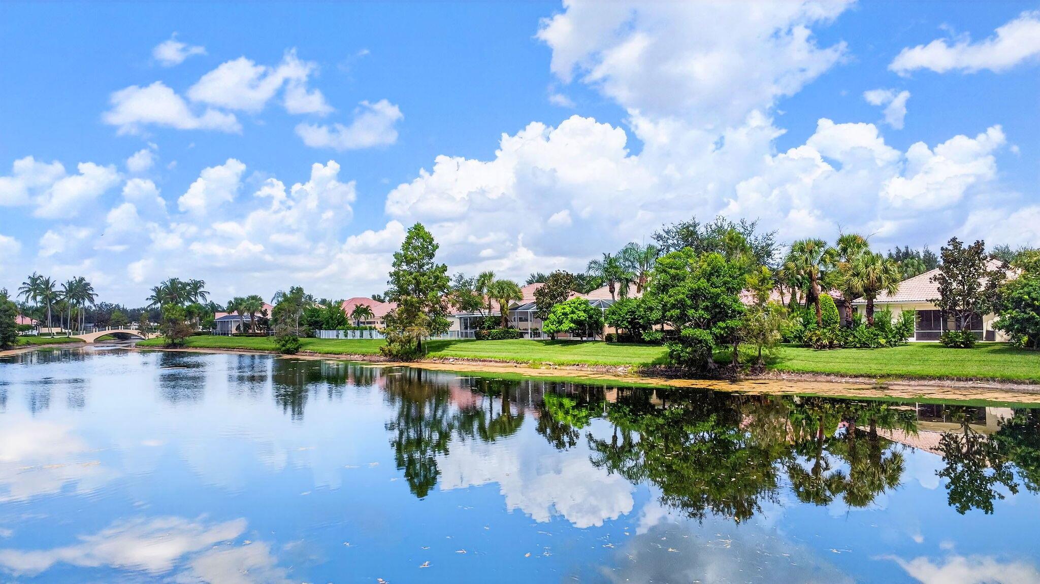 Wellington, Florida 33414, United States, 3 Bedrooms Bedrooms, ,3 BathroomsBathrooms,Residential,Pending,209613