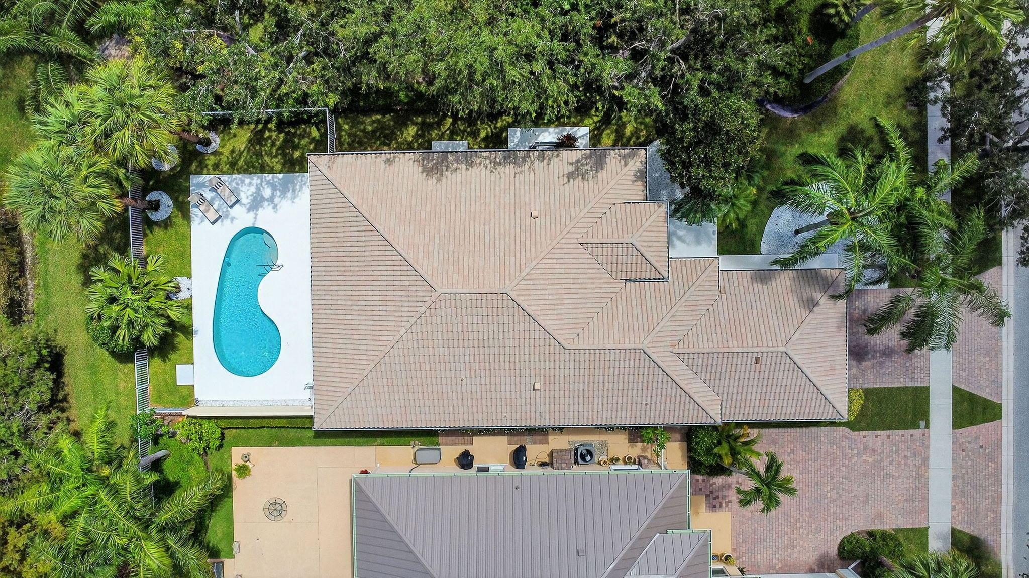 Wellington, Florida 33414, United States, 3 Bedrooms Bedrooms, ,3 BathroomsBathrooms,Residential,Pending,209613