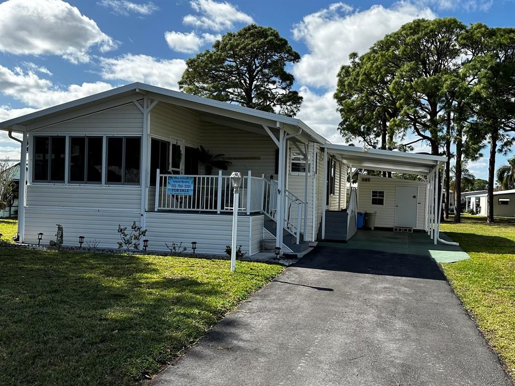 Photo of 301 Ottawa Circle, Fort Pierce, FL 34946 (MLS # R10882816)