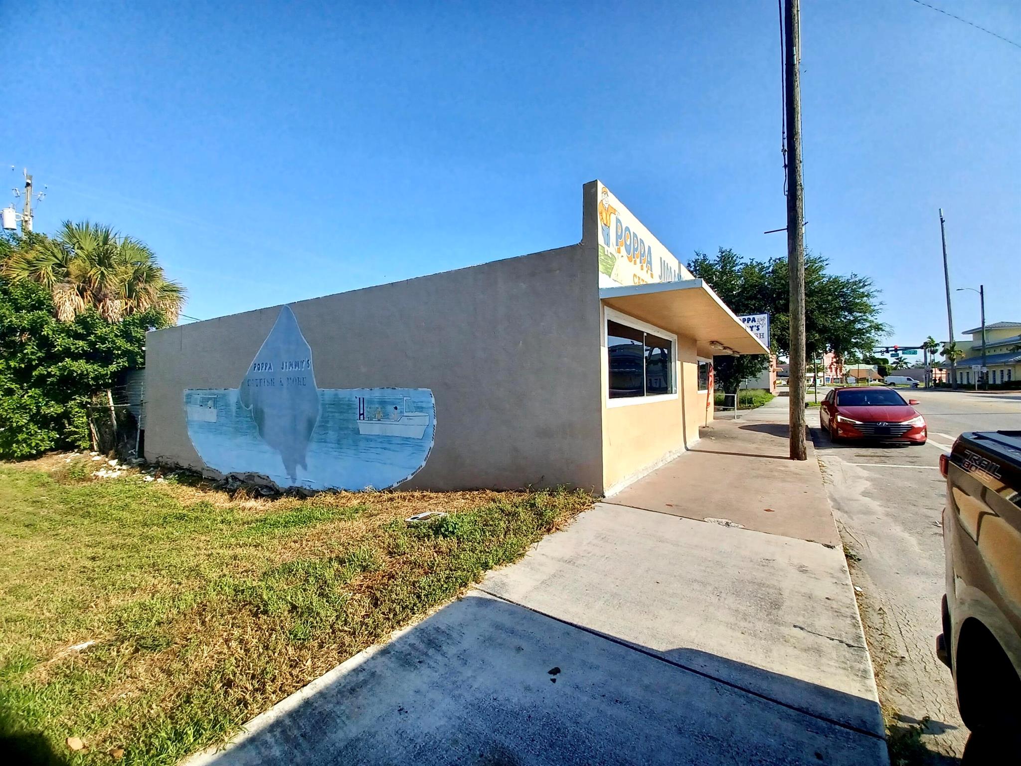 View photos, virtual tours, details... 149 S Lake Avenue