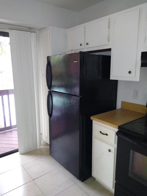 TRAILS AT ROYAL PALM BEACH CONDO - Residential Lease