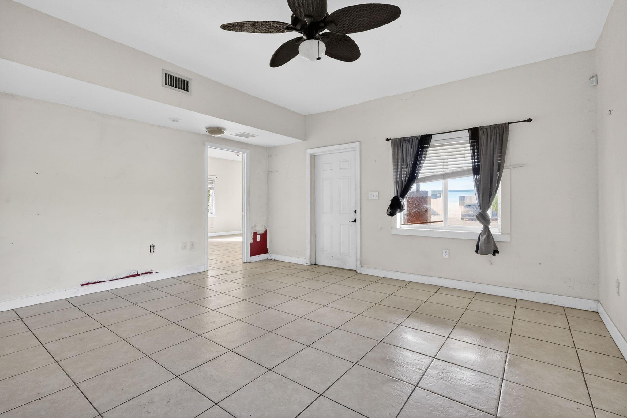 DUPUIS POINT SUB - Residential