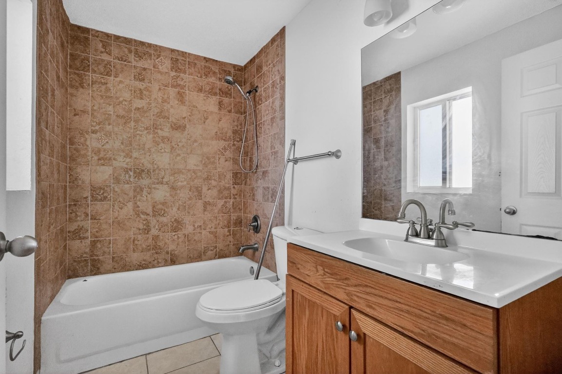 DUPUIS POINT SUB - Residential