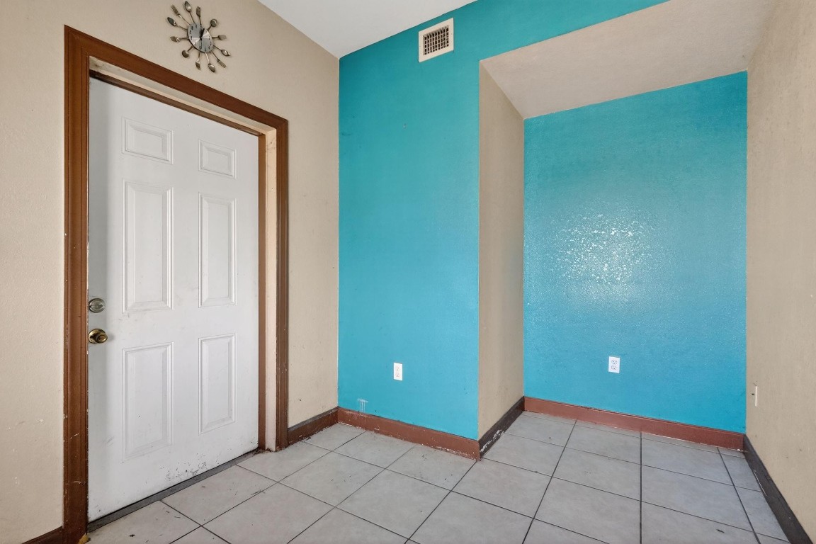 DUPUIS POINT SUB - Residential