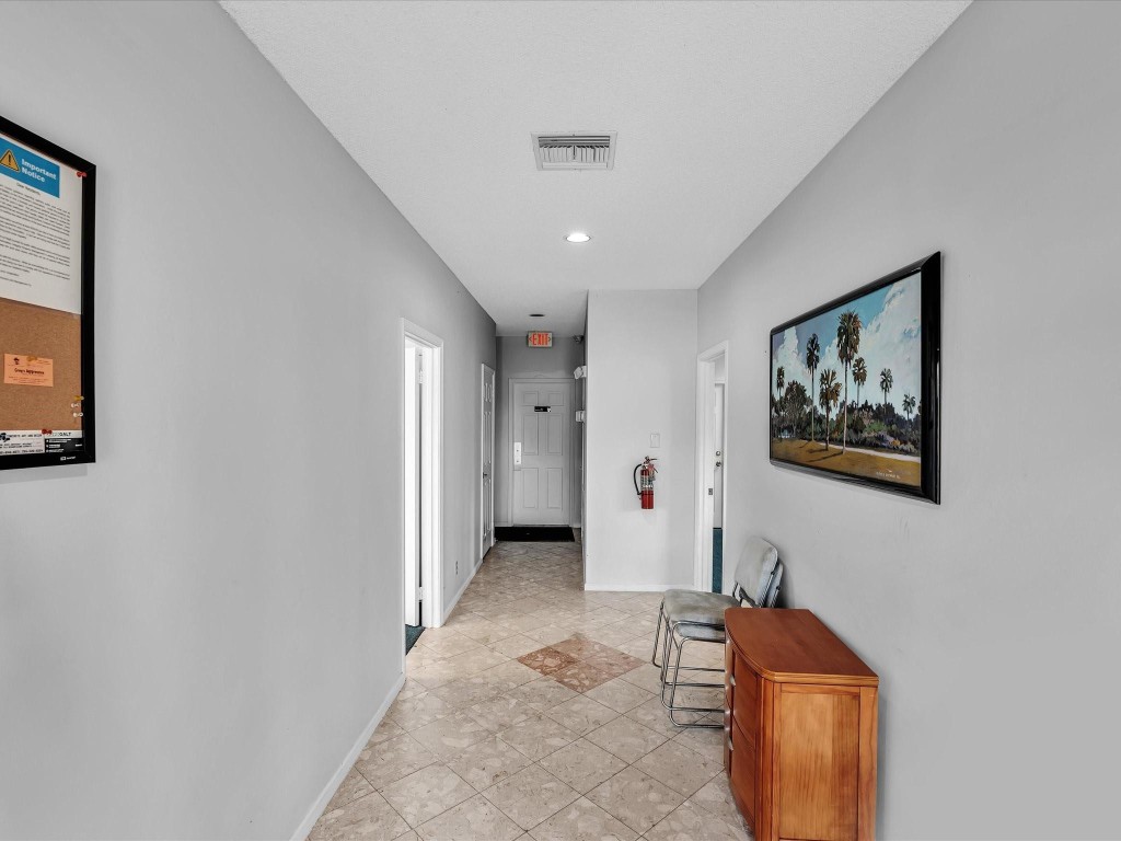 Coral Palms/Woodland Lake - Residential