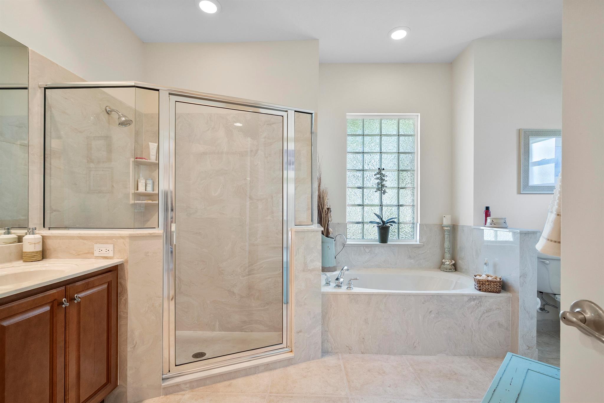 Tropical Fruit Farms - Residential