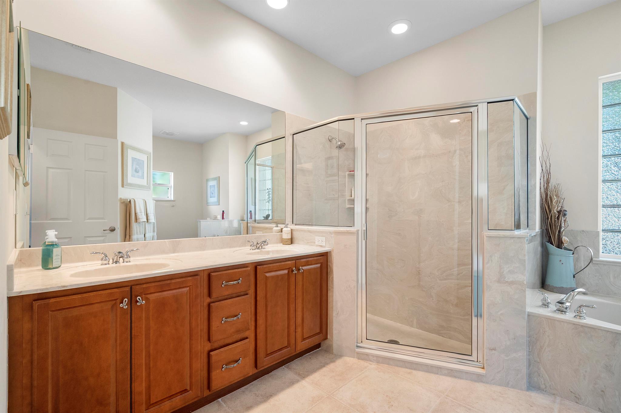 Tropical Fruit Farms - Residential