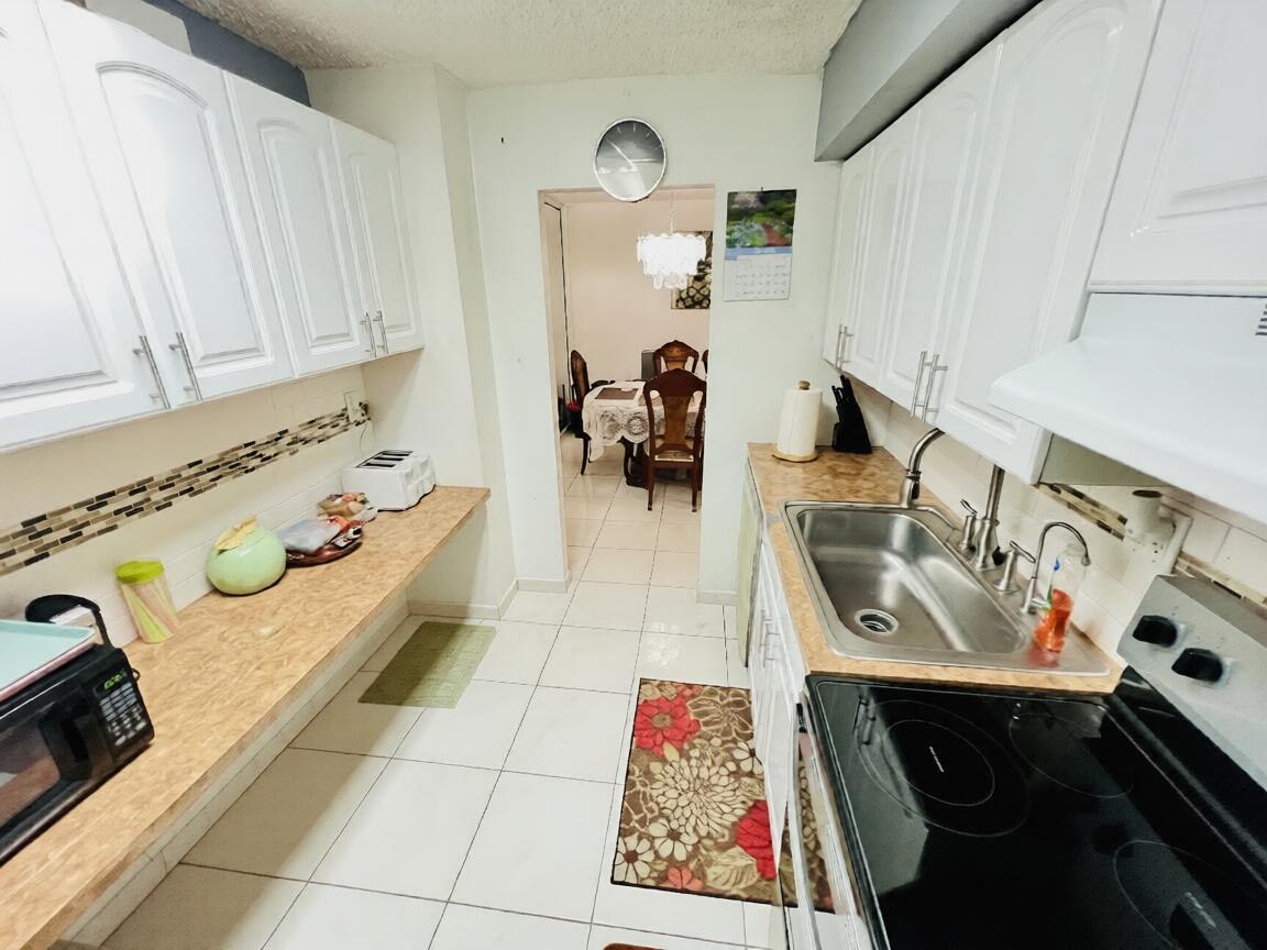 3821 Environ Boulevard 203