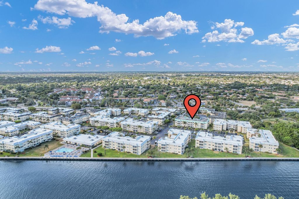 Photo of 22 Colonial Club Drive #305, Boynton Beach, FL 33435 (MLS # R11044192)