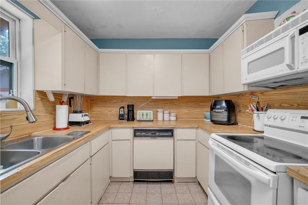 Welwyn Manor Annex 32-13 - Residential