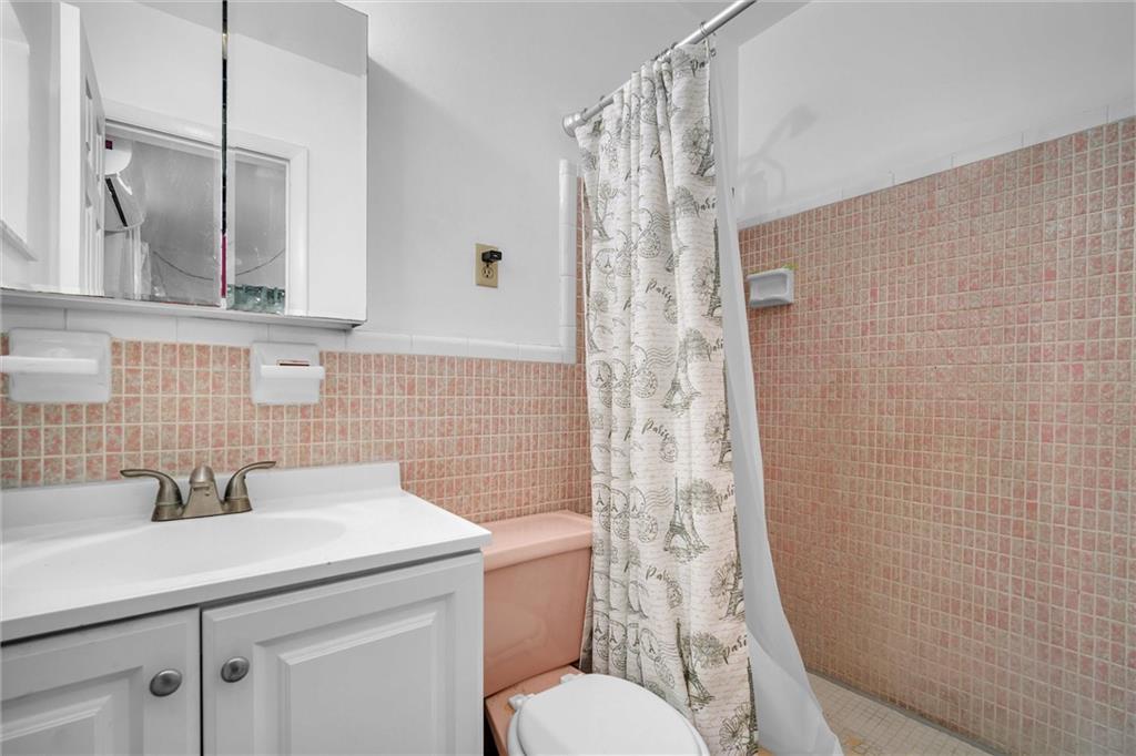 Welwyn Manor Annex 32-13 - Residential