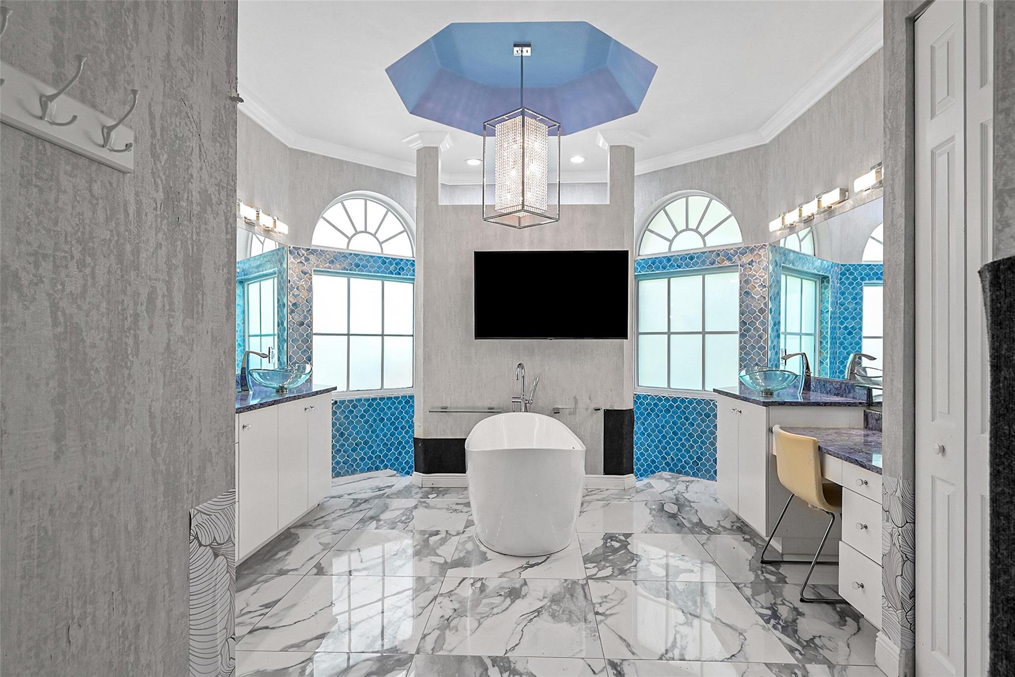Pinehurst Woods 166-14 B - Residential