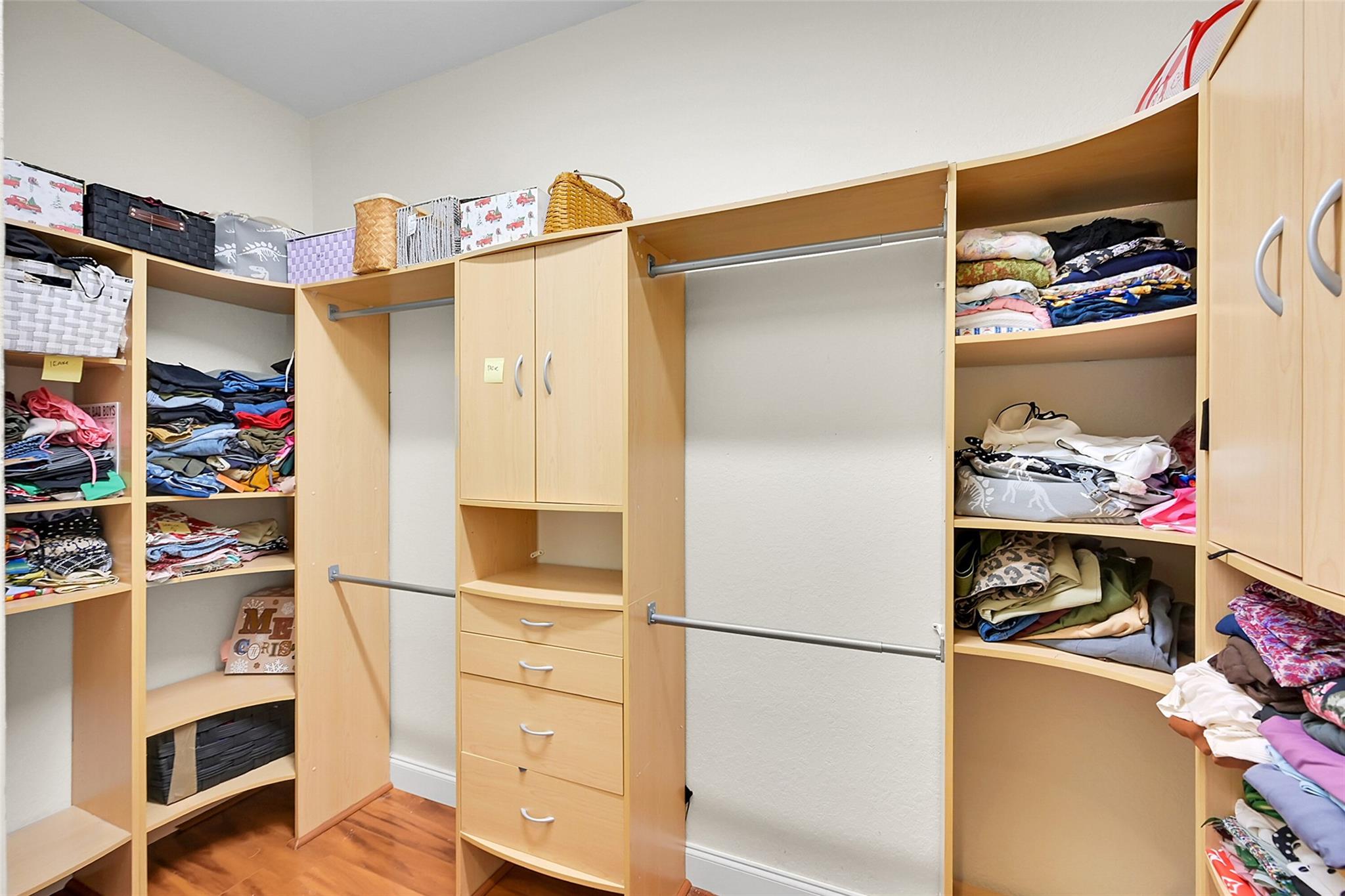 Pinehurst Woods 166-14 B - Residential