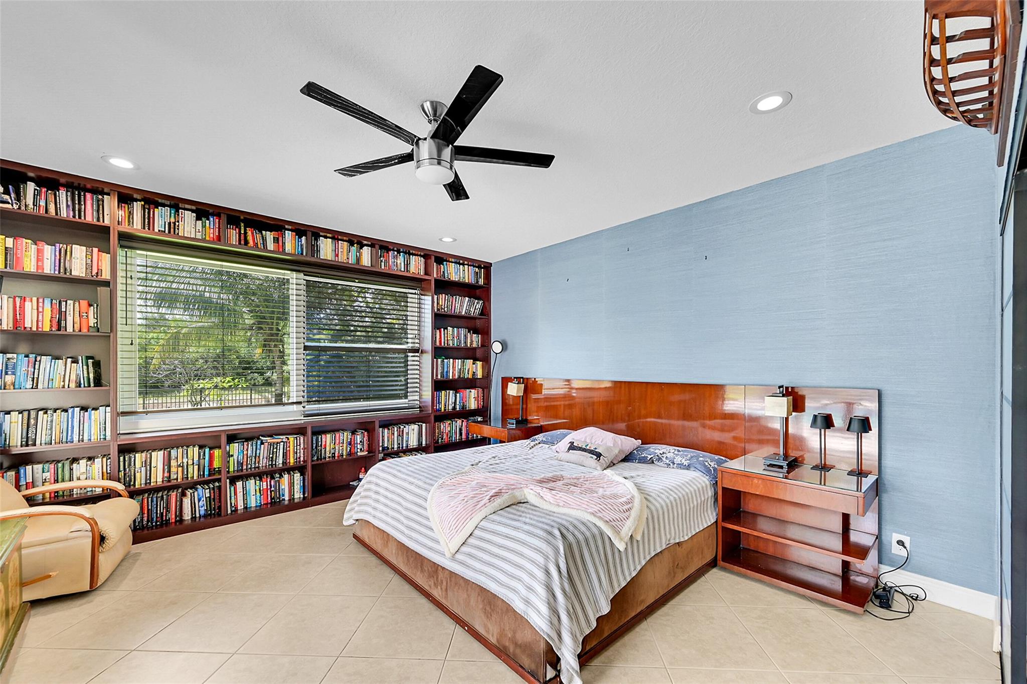 Pinehurst Woods 166-14 B - Residential