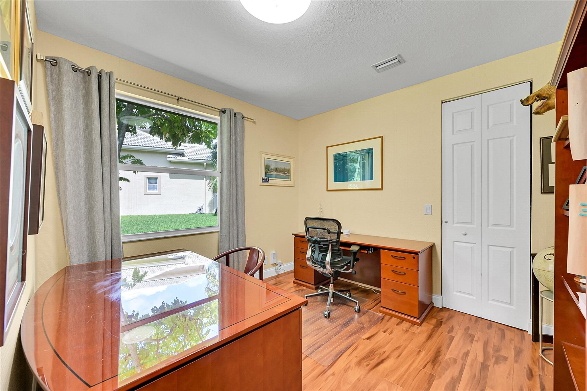 Pinehurst Woods 166-14 B - Residential