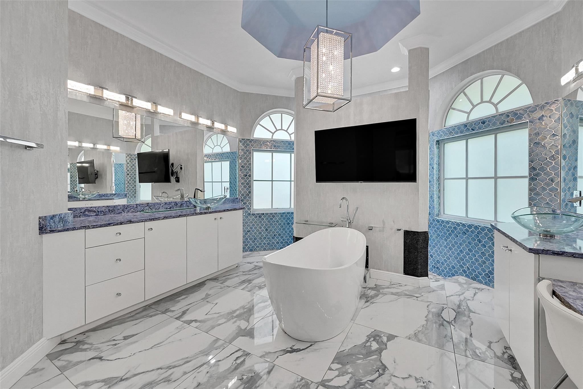 Pinehurst Woods 166-14 B - Residential