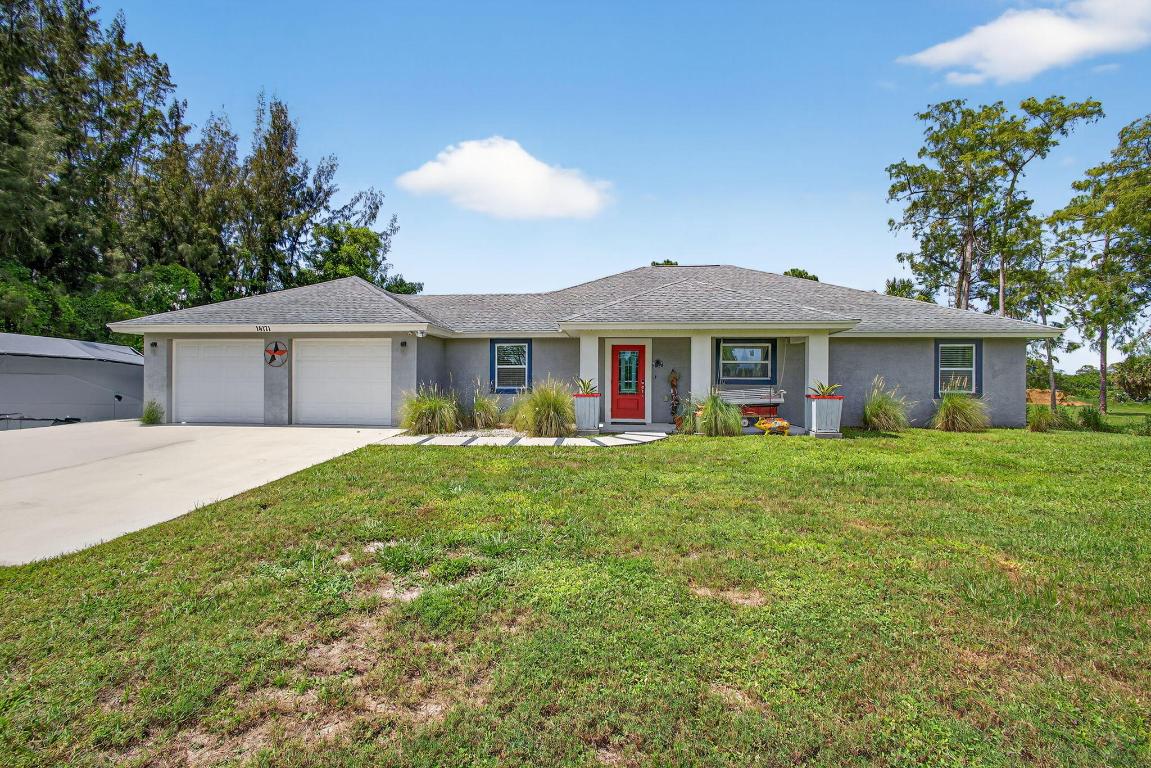 LOXAHATCHEE GROVES - Residential