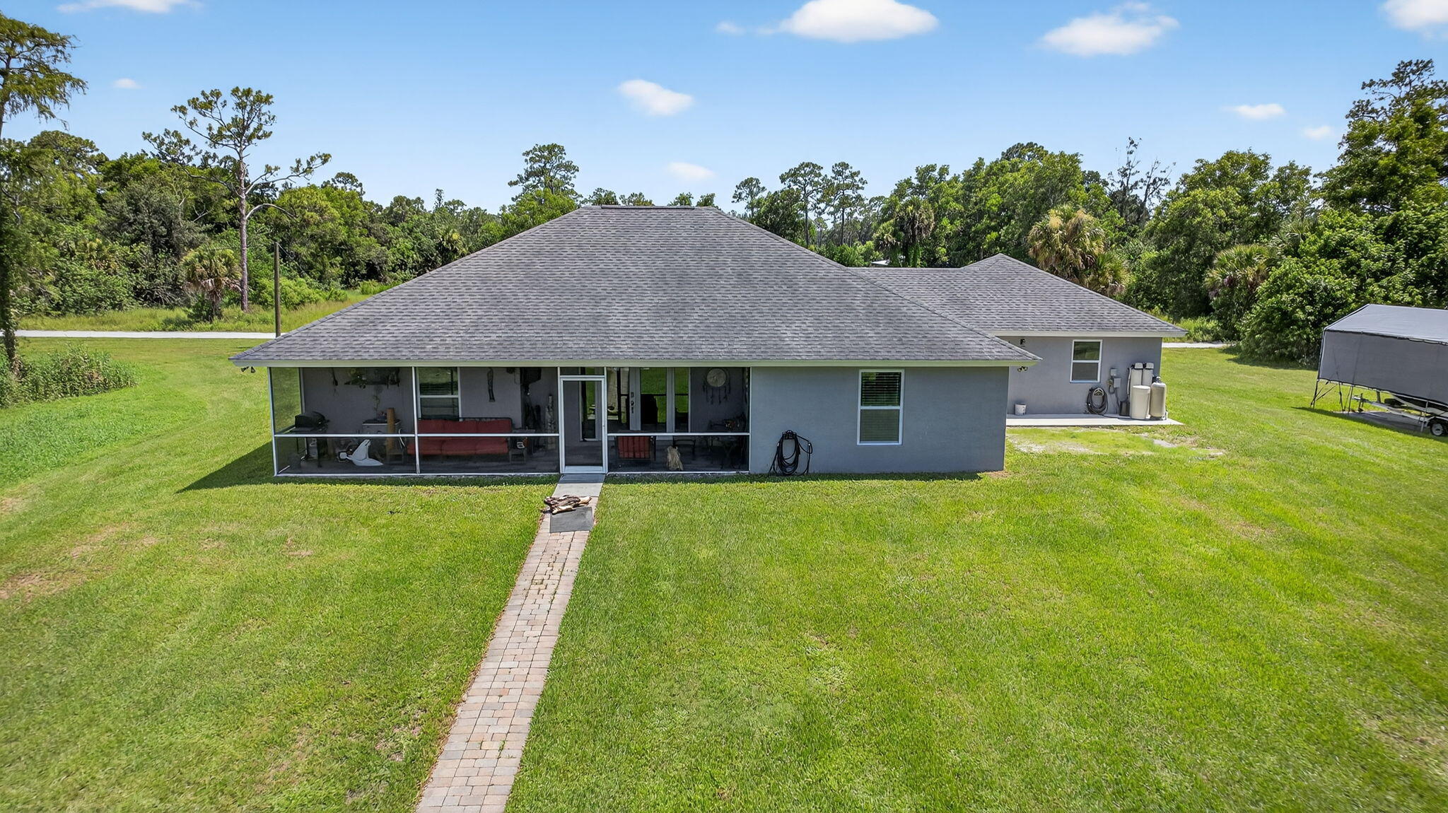 LOXAHATCHEE GROVES - Residential