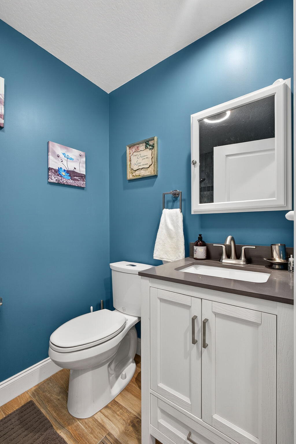 LOXAHATCHEE GROVES - Residential