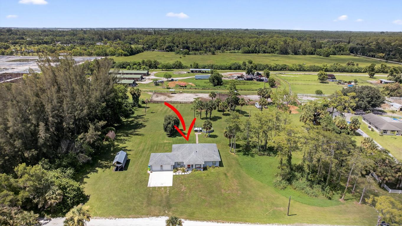 LOXAHATCHEE GROVES - Residential