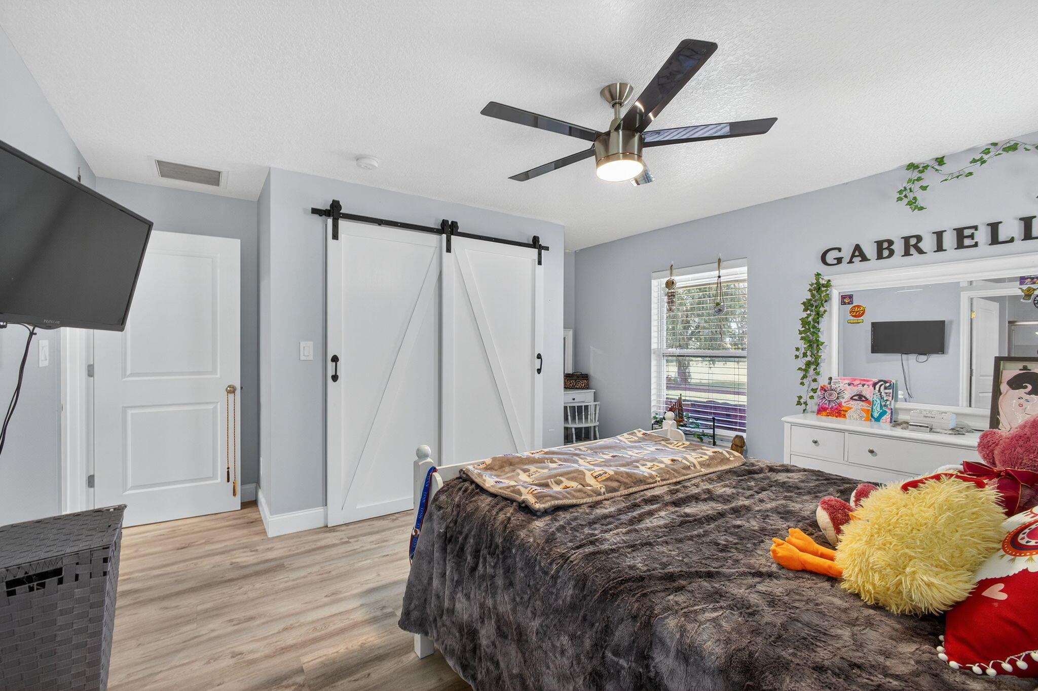 LOXAHATCHEE GROVES - Residential