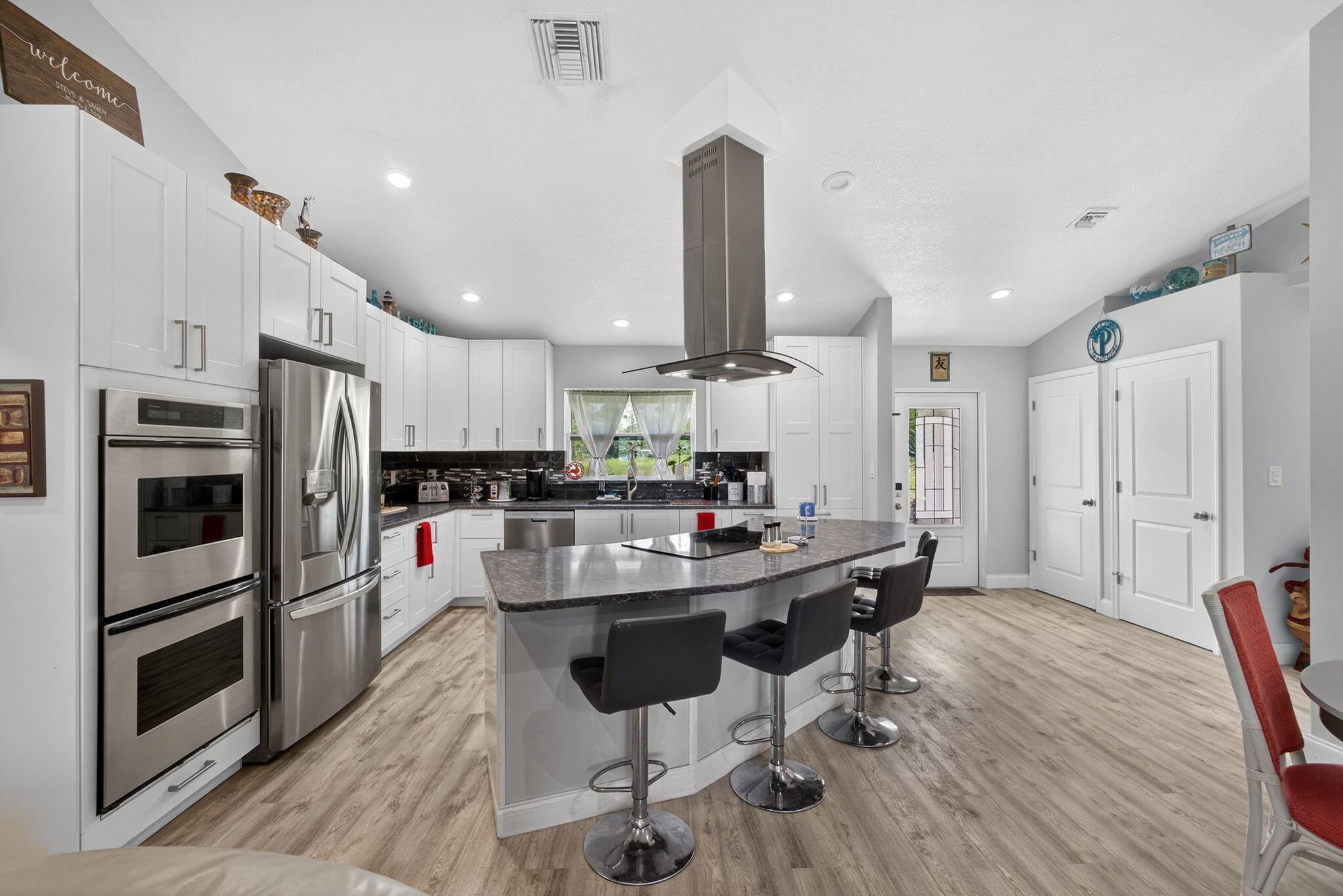 LOXAHATCHEE GROVES - Residential