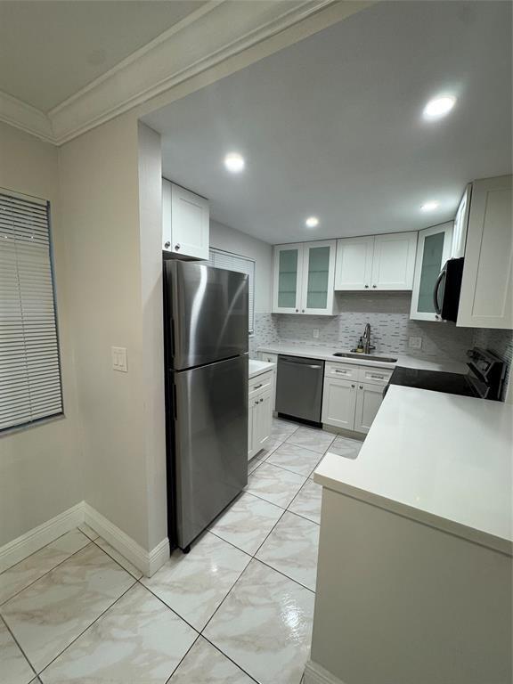 NEWPORT V CONDO - Residential Lease