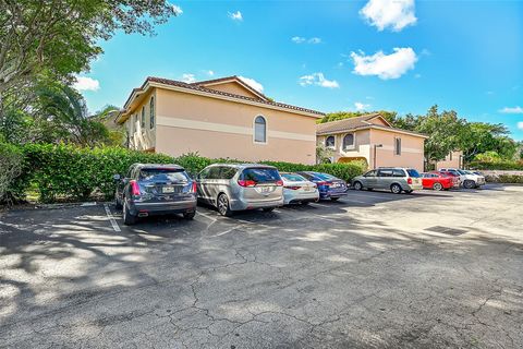 5201 NE 14 TERR. 207 Fort Lauderdale FL 33334