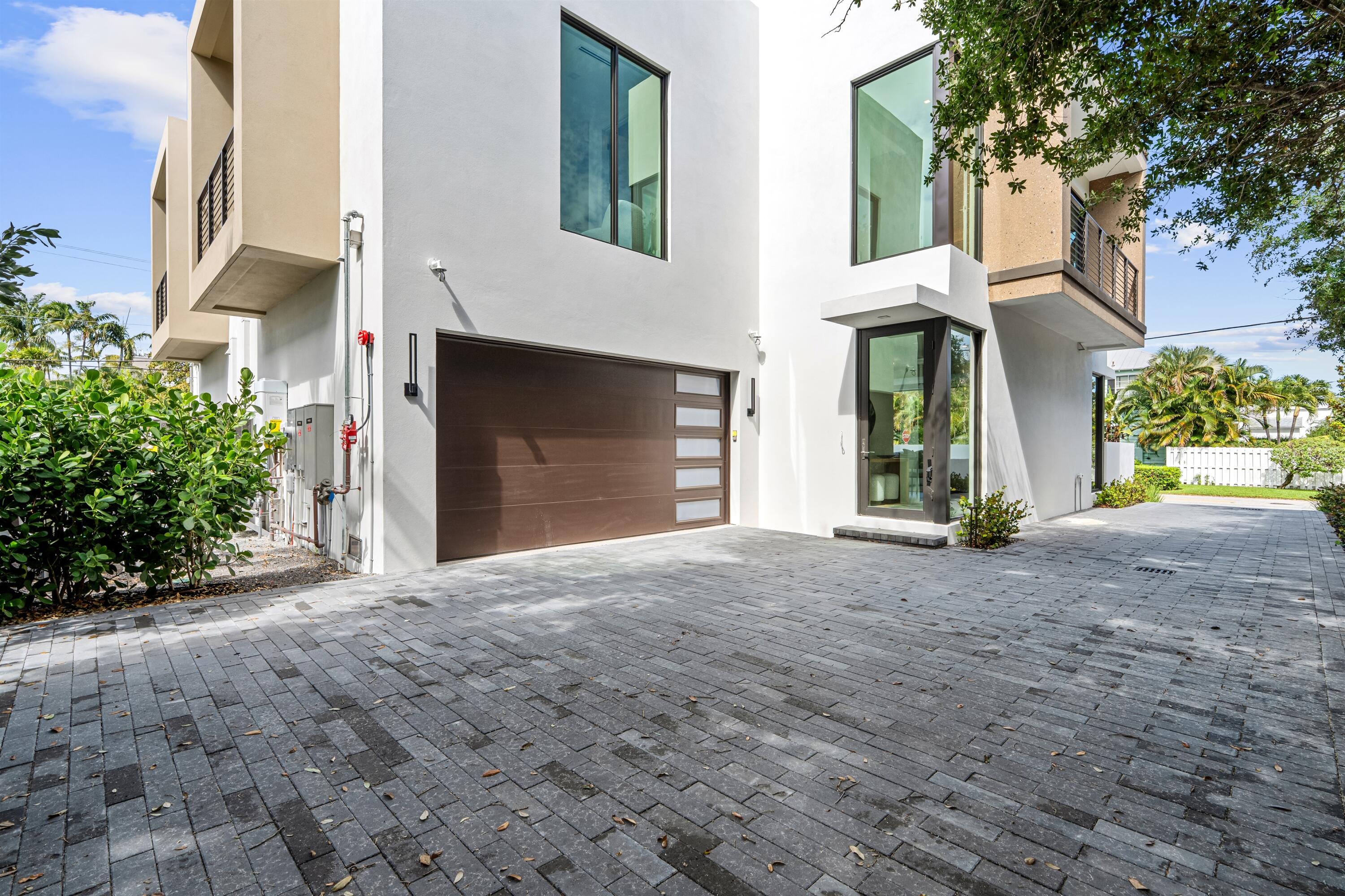 REIDS JOHN B VILLAGE - Residential