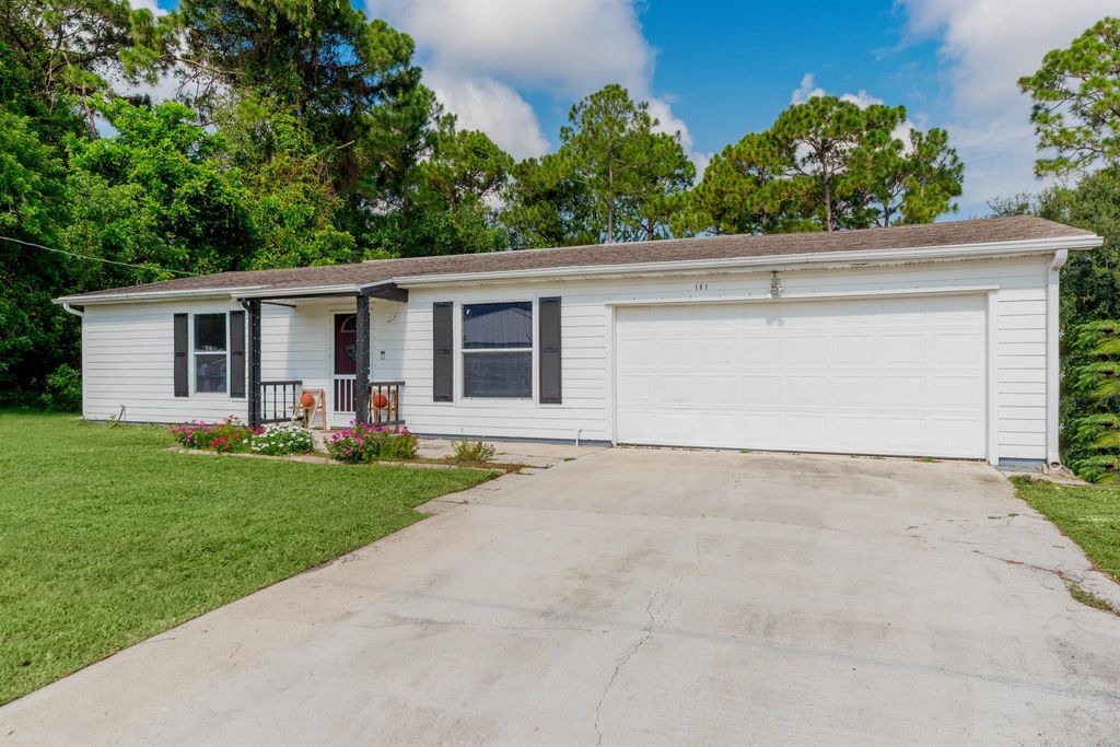 Photo of 181 SE Fallon Drive, Port St Lucie, FL 34983 (MLS # R10900953)