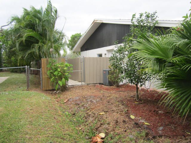 BOCA MADERA - Residential Lease