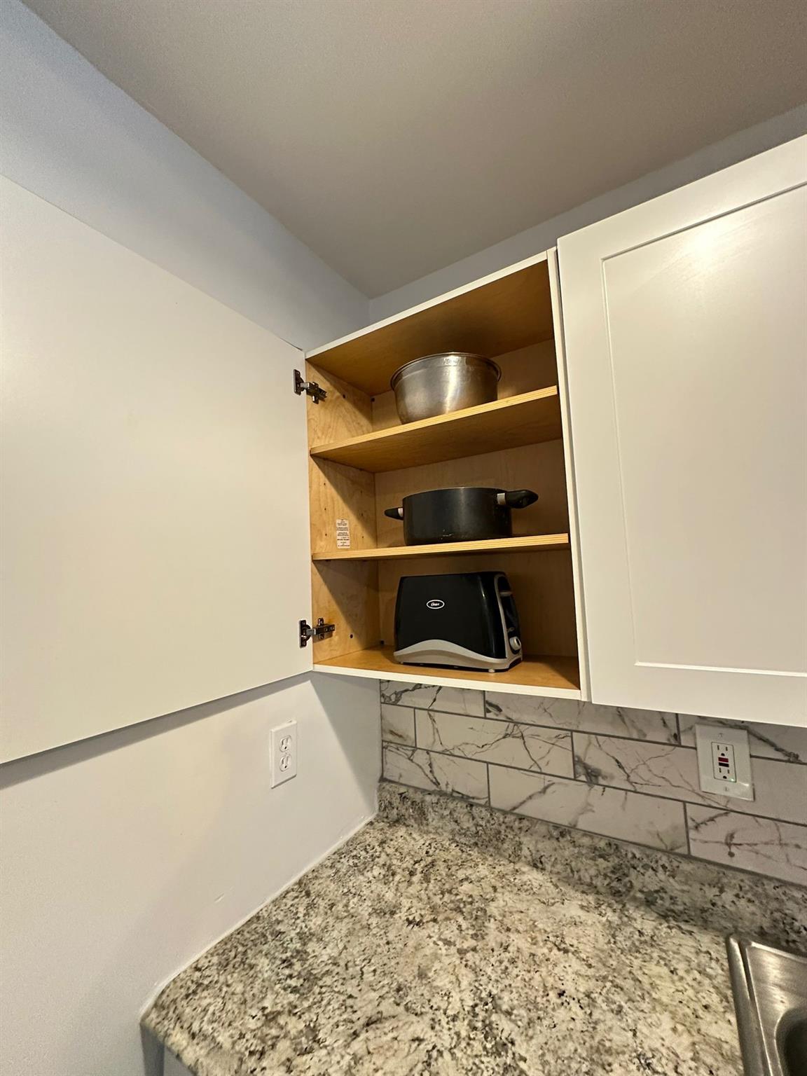 Monterrey Condo - Residential Lease