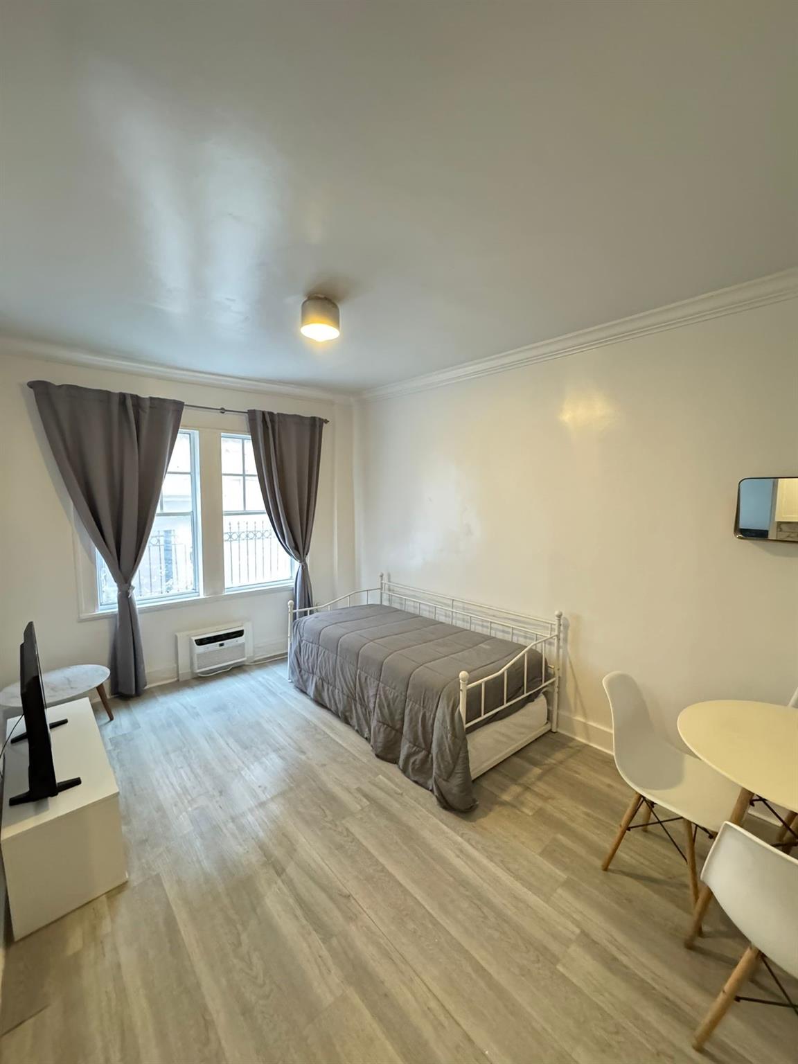 Monterrey Condo - Residential Lease