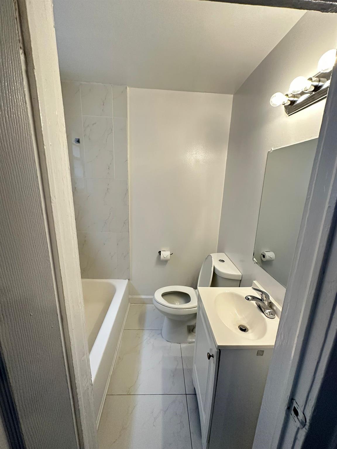 Monterrey Condo - Residential Lease