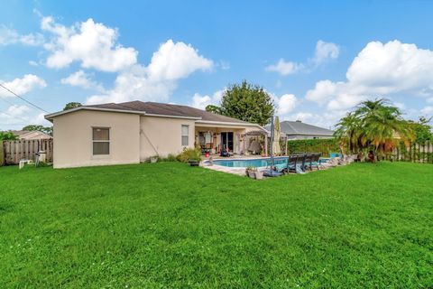 A home in Port St Lucie