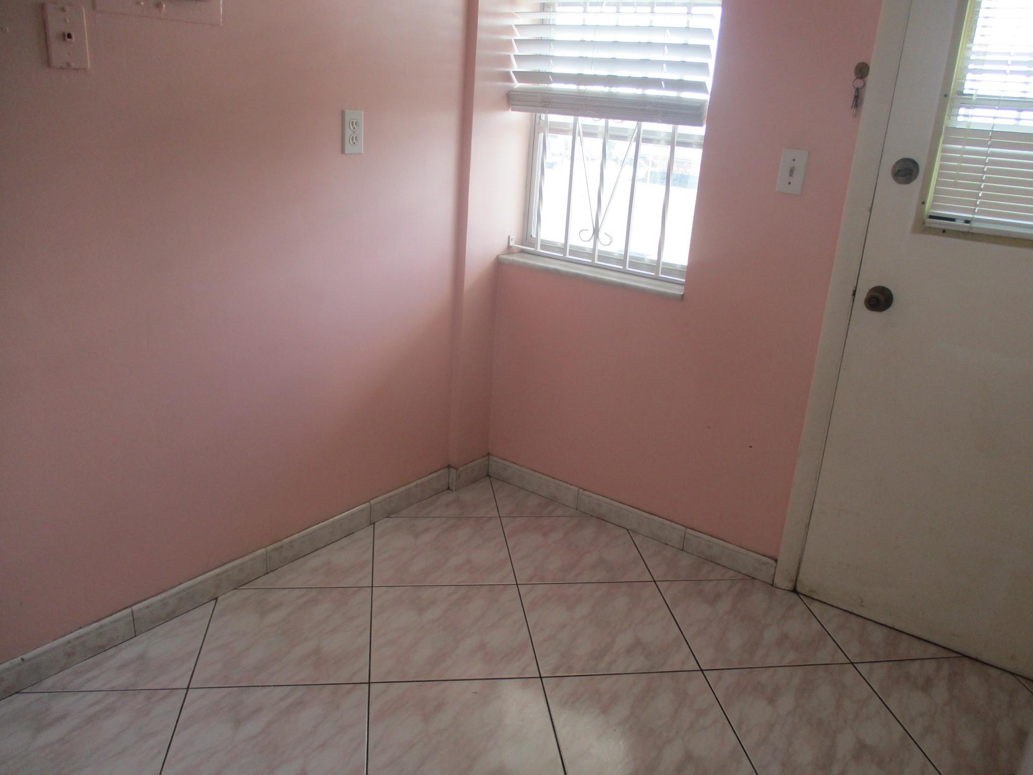 1401 NE Miami Gardens Dr 488