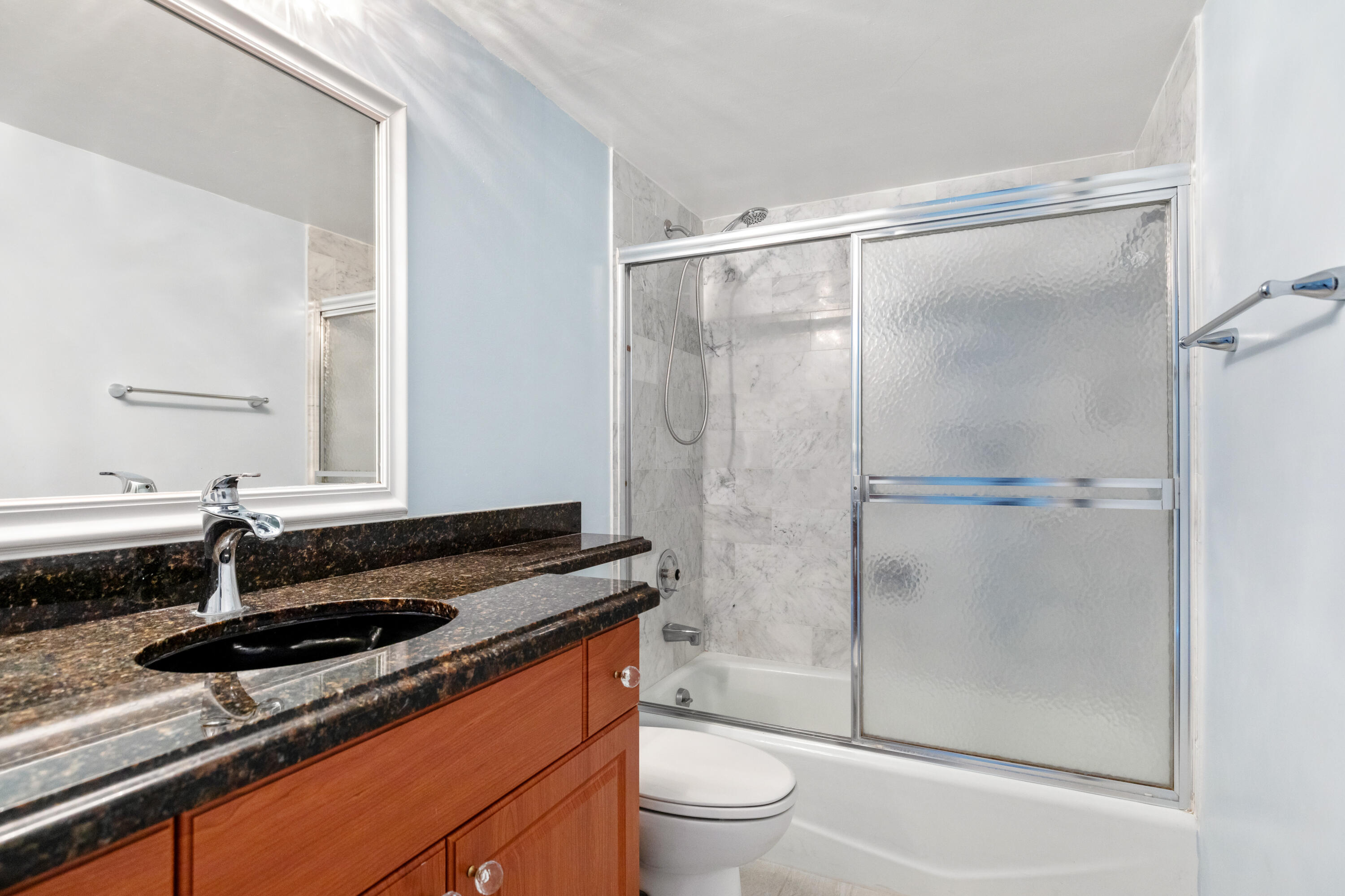 LA FONTANA CONDO - Residential