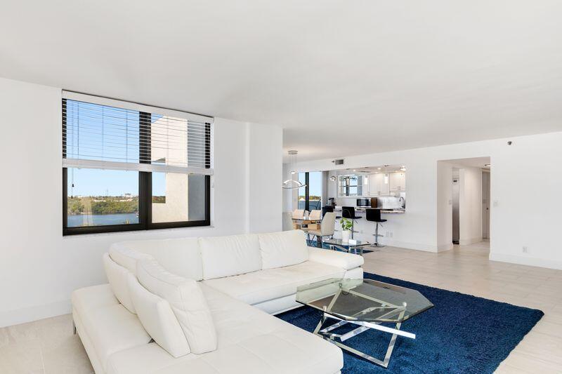 LA FONTANA CONDO - Residential