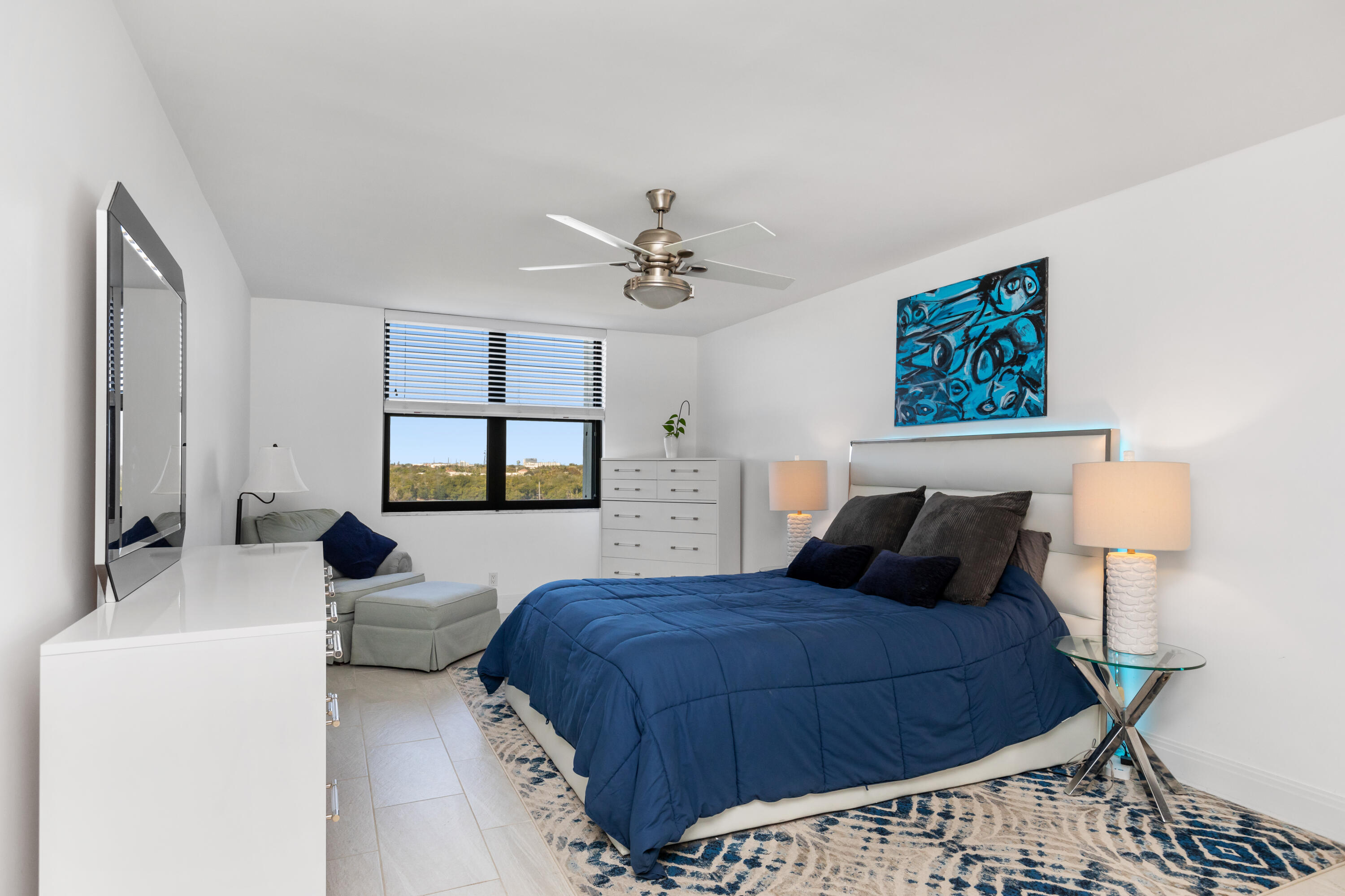 LA FONTANA CONDO - Residential