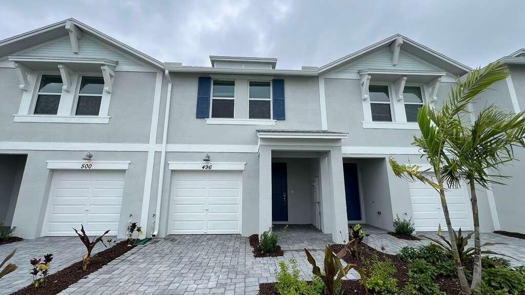 Photo of 526 Salisbury Circle, Fort Pierce, FL 34982 (MLS # R11131689)