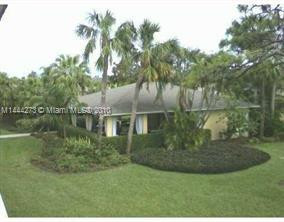 VILLAGE PARK AT OAKLAND C - Residential Lease