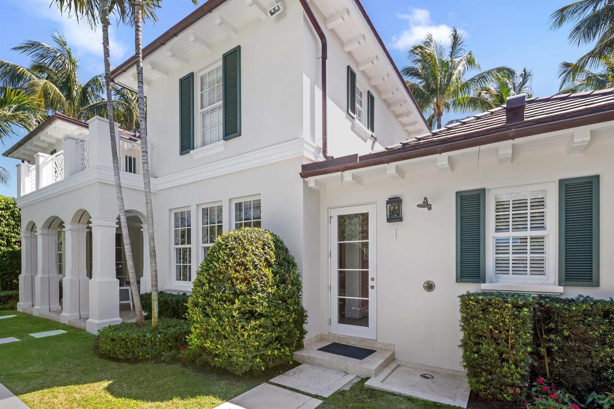 Tropic Isle - Residential