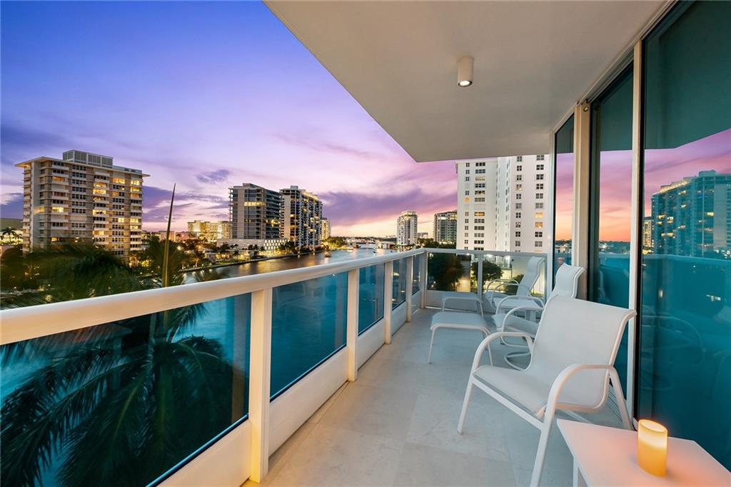 La Rive - Residential