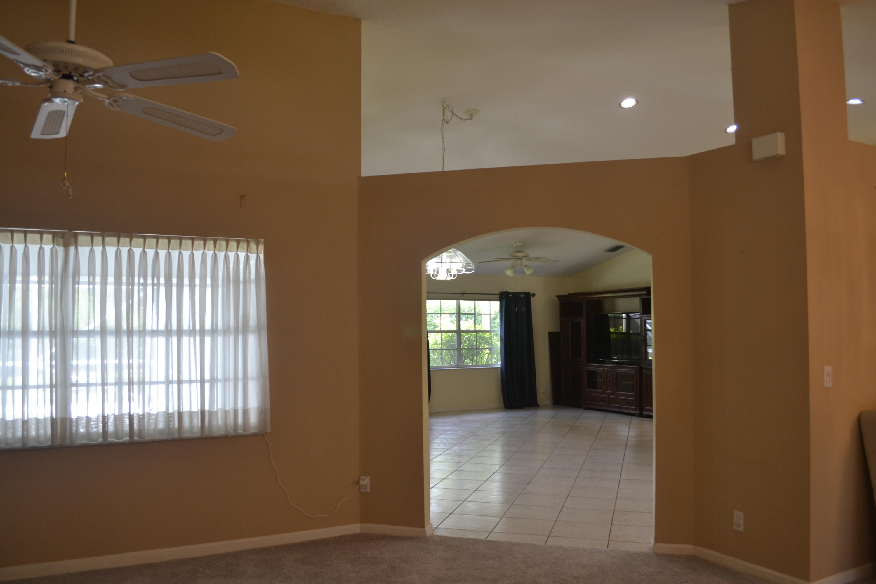 SUGAR POND MANOR OF WELLINGTON - Residential