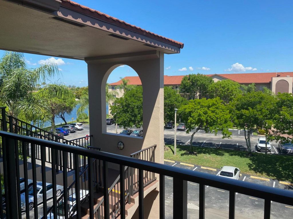 Photo of 13100 SW 11th Court SW #412c, Pembroke Pines, FL 33027 (MLS # B26028535)