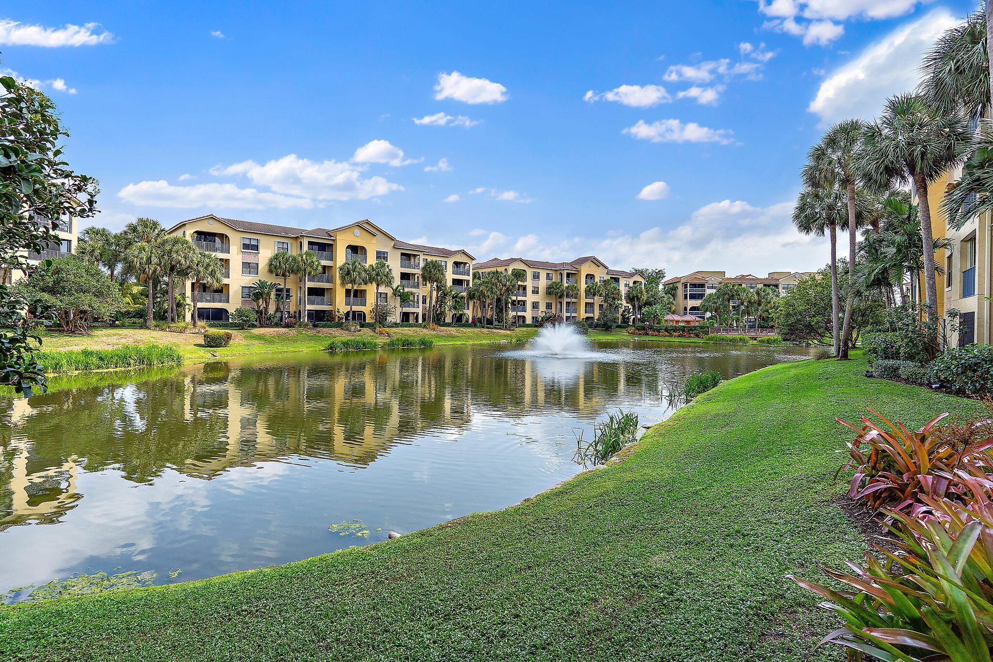 Annual unfurnished with awesome lakeview in Gated community with resort-style amenities including 2 pools, a hot tub, a clubhouse, billiards, fitness center all located close to Juno Beach, great restaurants and shopping. Incredibly located and close to beaches, shopping, dining.