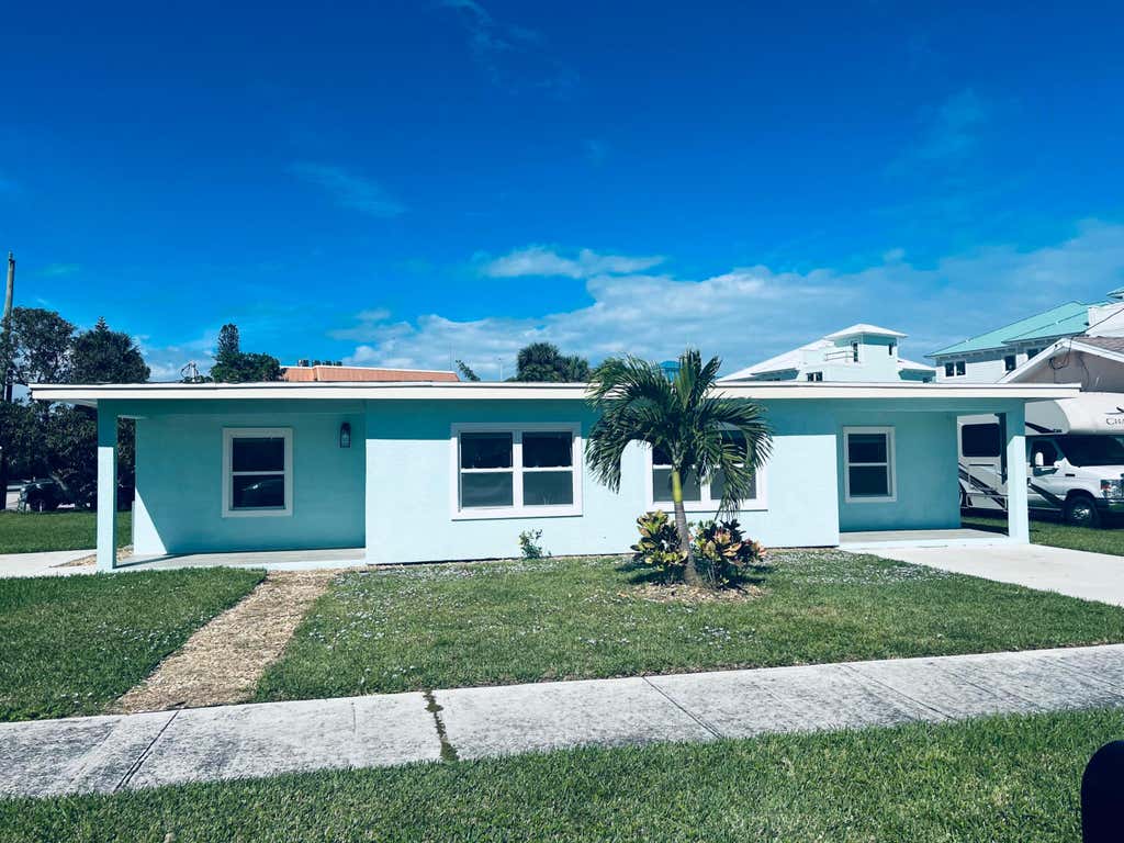 Photo of 1402 Binney Drive, Fort Pierce, FL 34949 (MLS # R11036771)