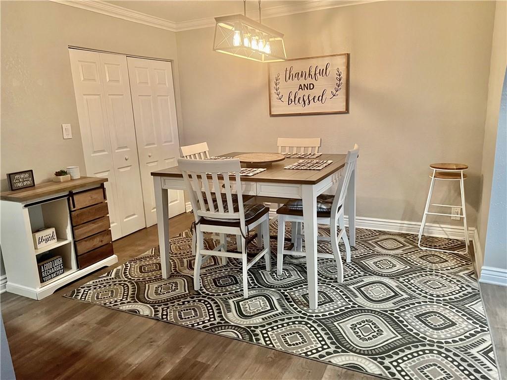 Townhomes of Oriole - Residential