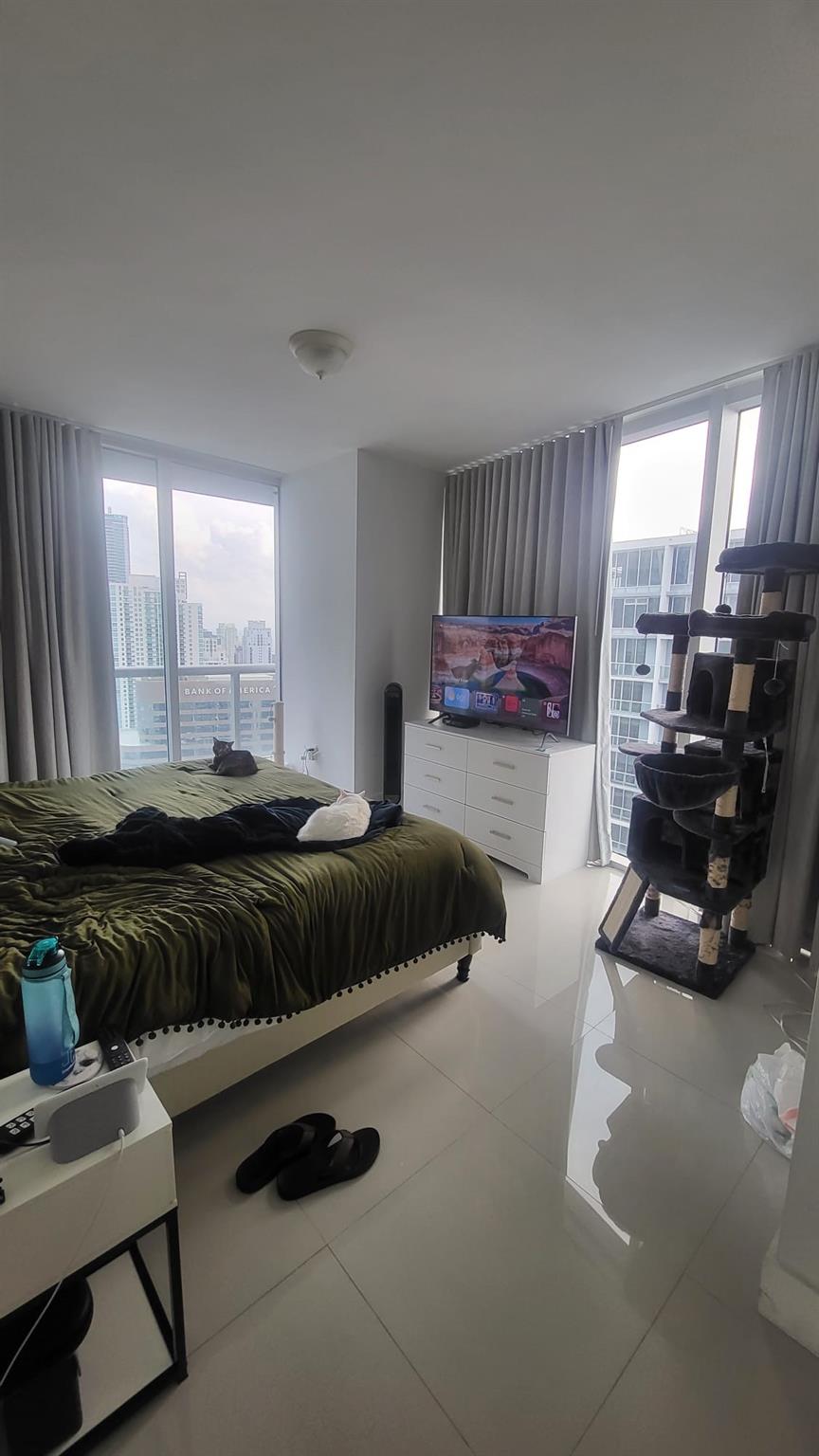 Iconbrickell - Residential