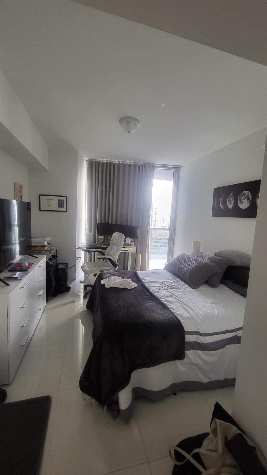 Iconbrickell - Residential